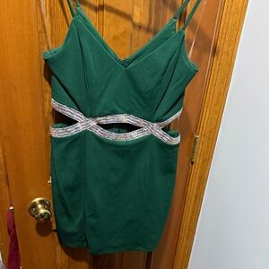 Elegant Green Sleeveless dress with Embellished Detail
